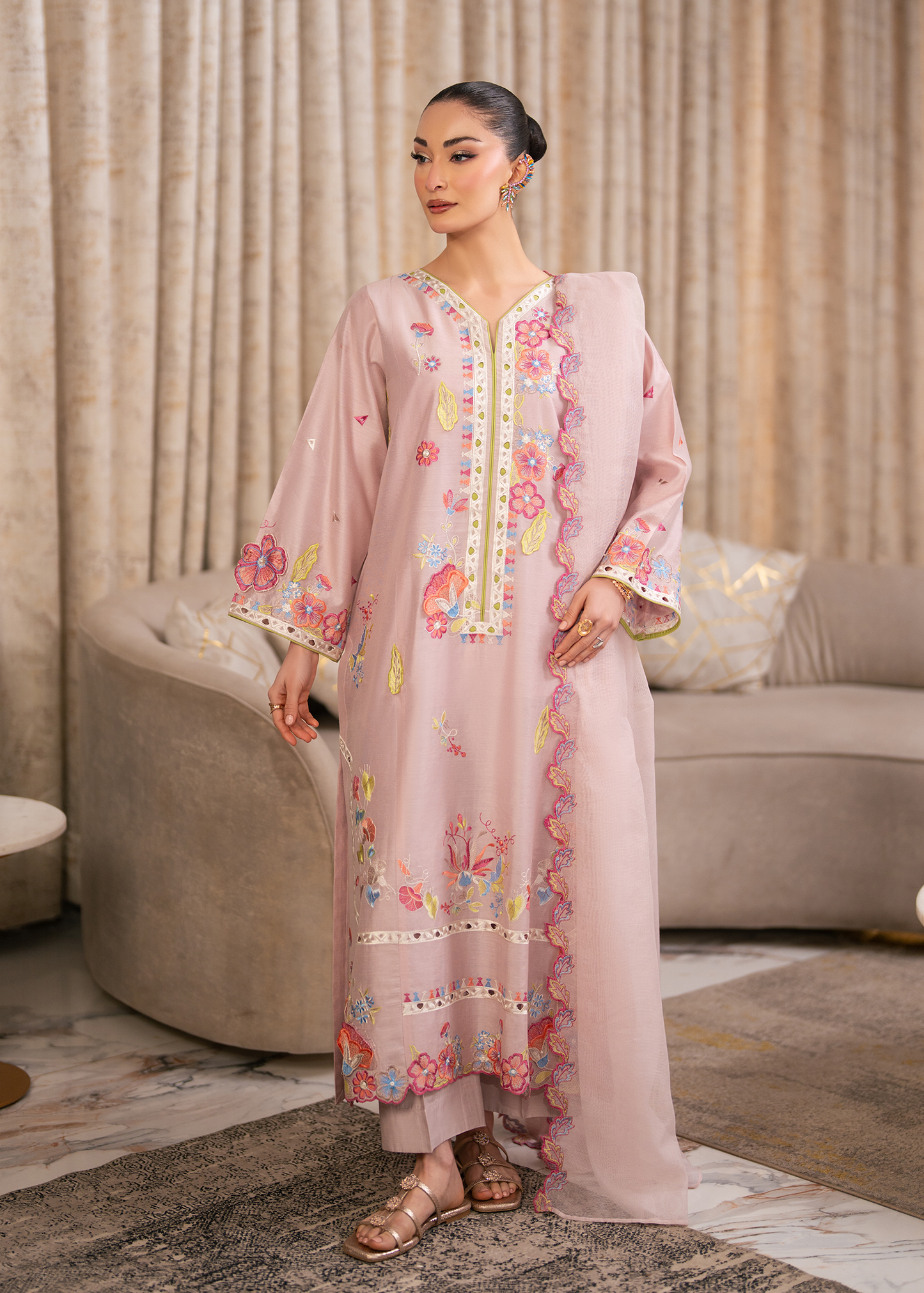 Pale Pink Festive Pret