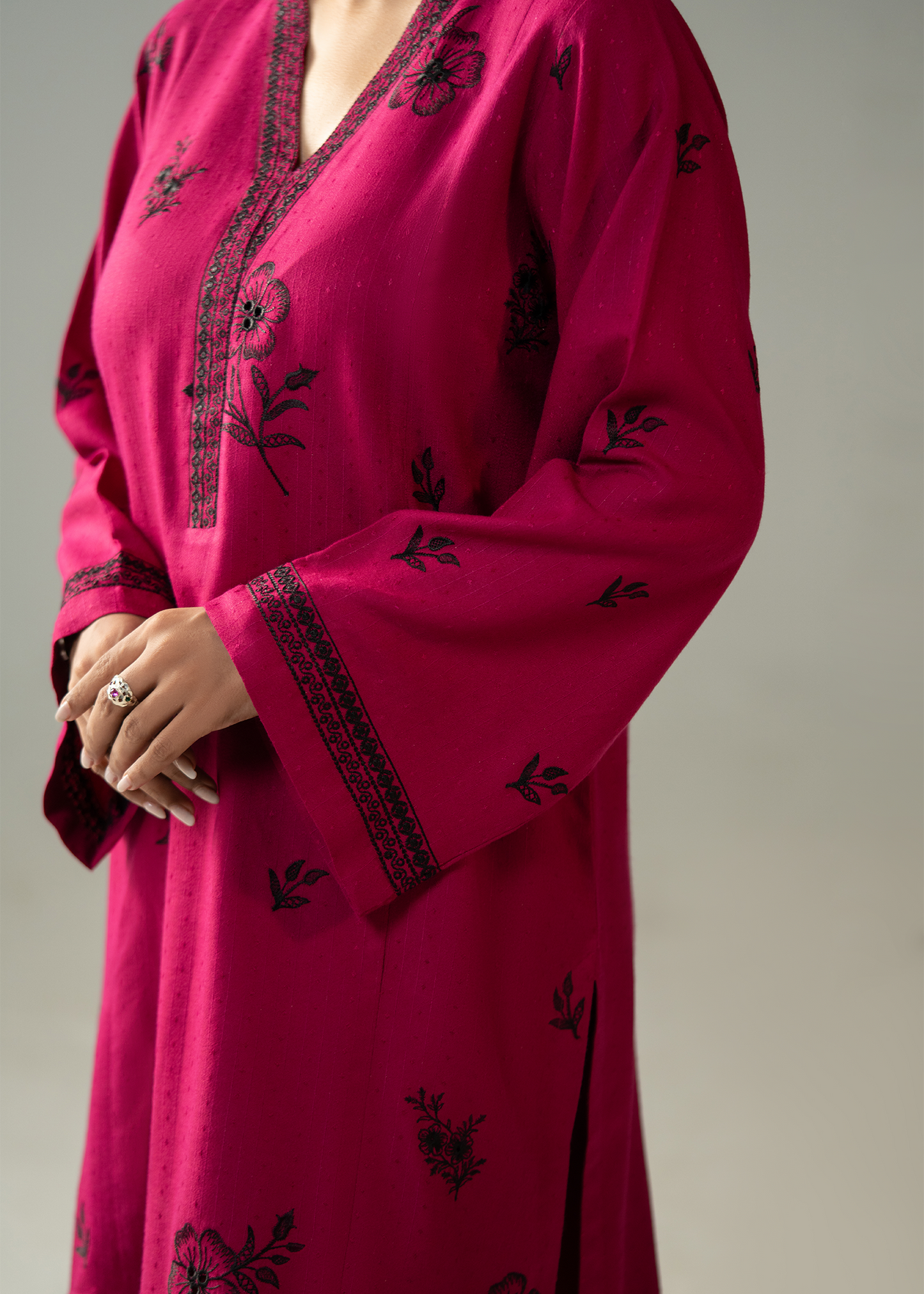 Fuchsia Pink Embroidered Dhanak Suit