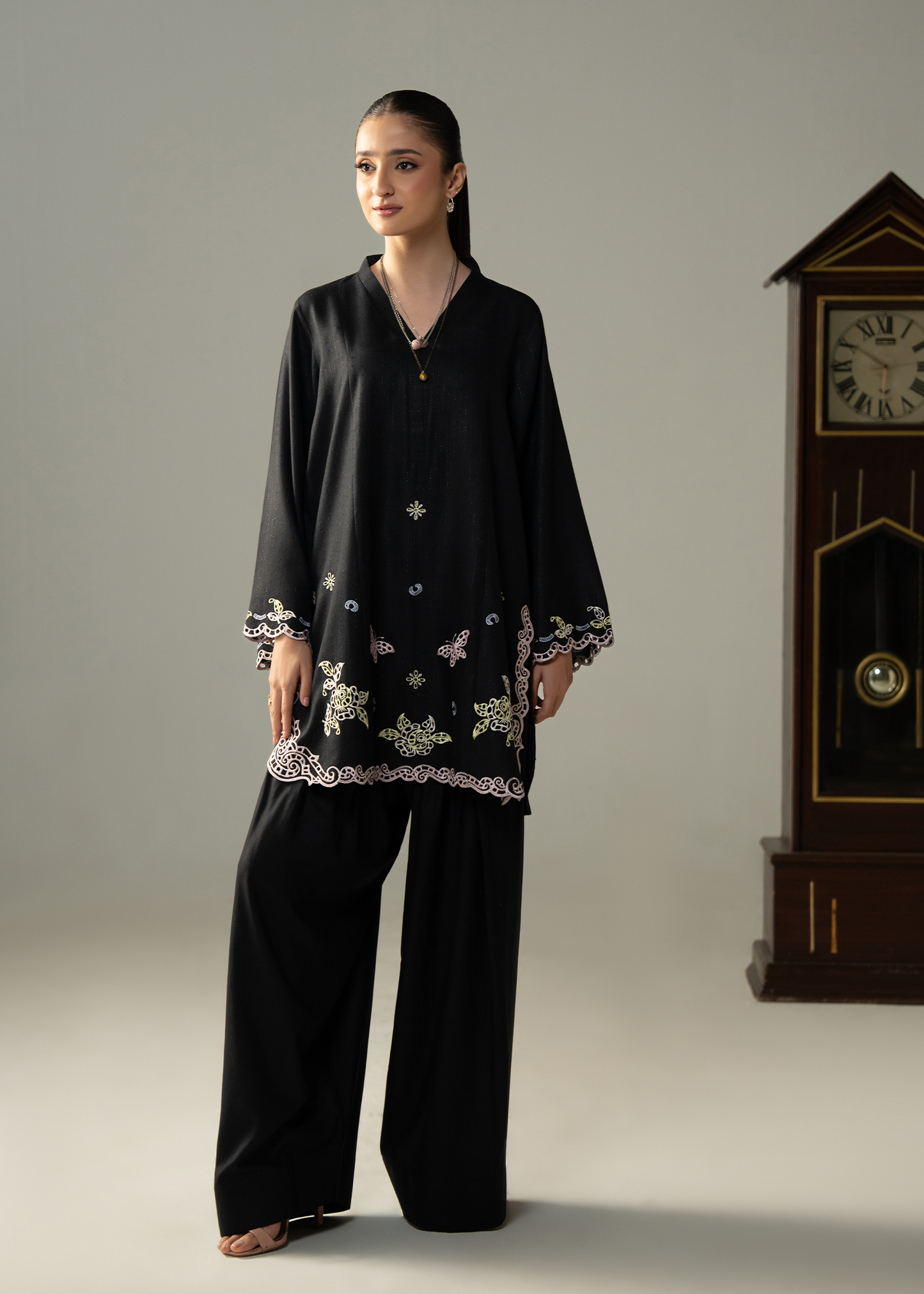 Black Embroidered Dhanak Suit - Short