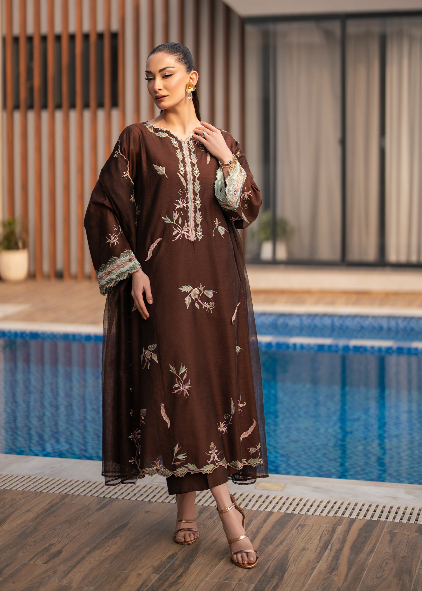 Chocolate Brown Festive Pret