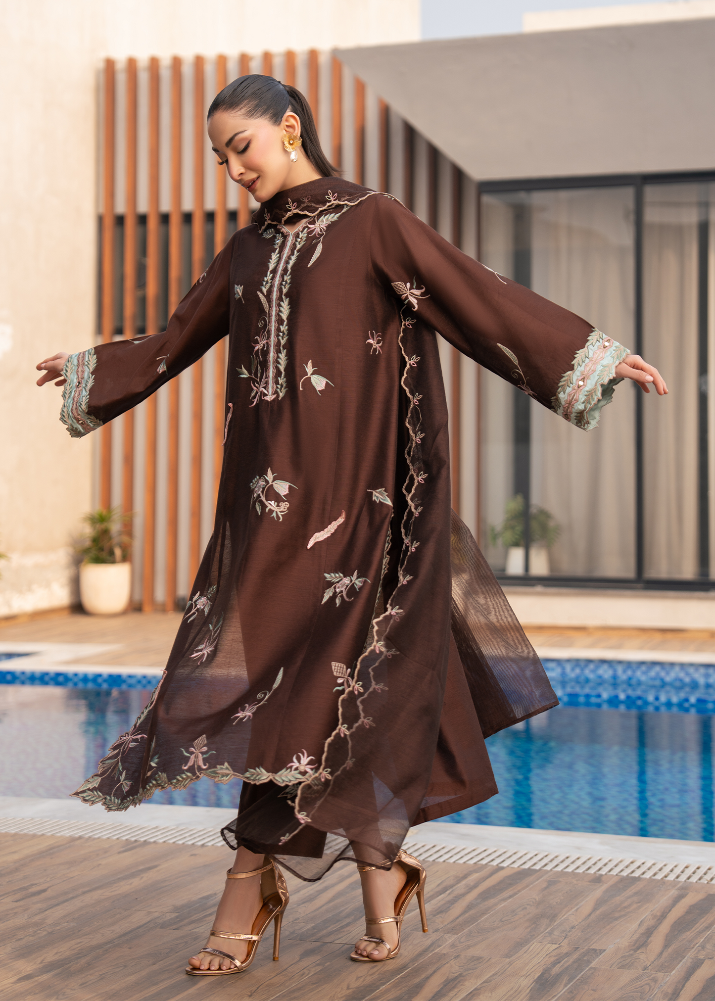 Chocolate Brown Festive Pret