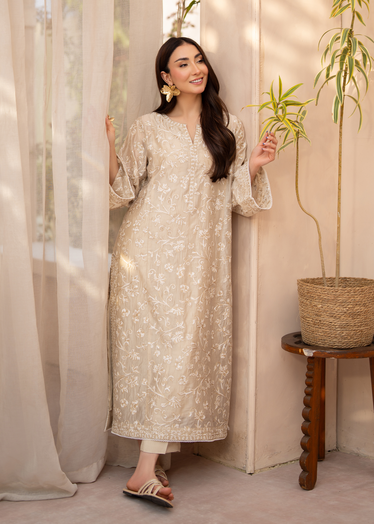 Daisy Beige Festive Pret